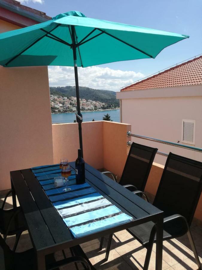 Apartman Adriatic Trogir Exterior foto